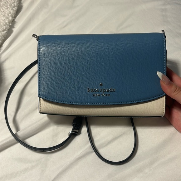 Blue, white, and navy Kate spade shoulder purse. - Picture 1 of 3